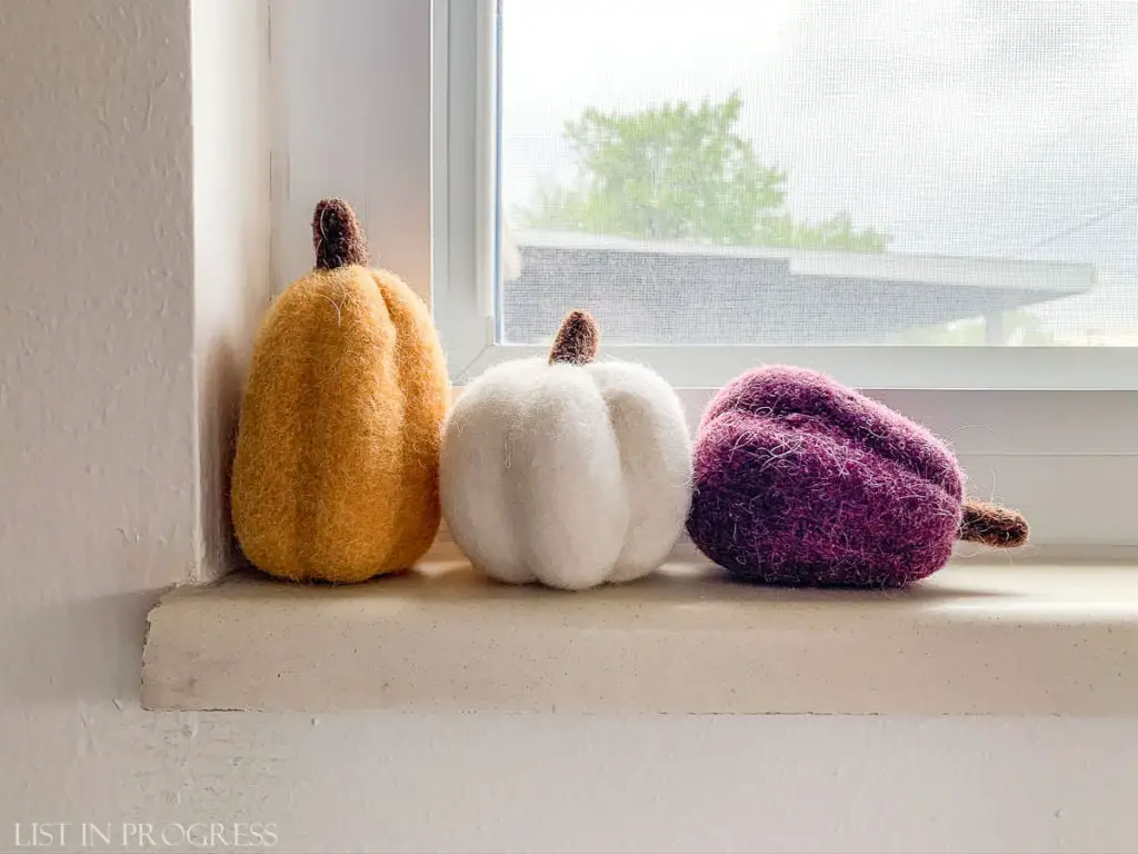 felt pumpkins for fall decor
