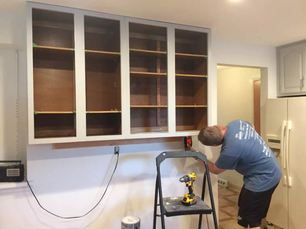installing cabinets