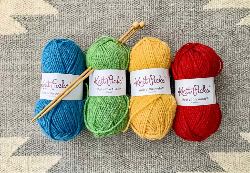 gift guide for DIYers yarn