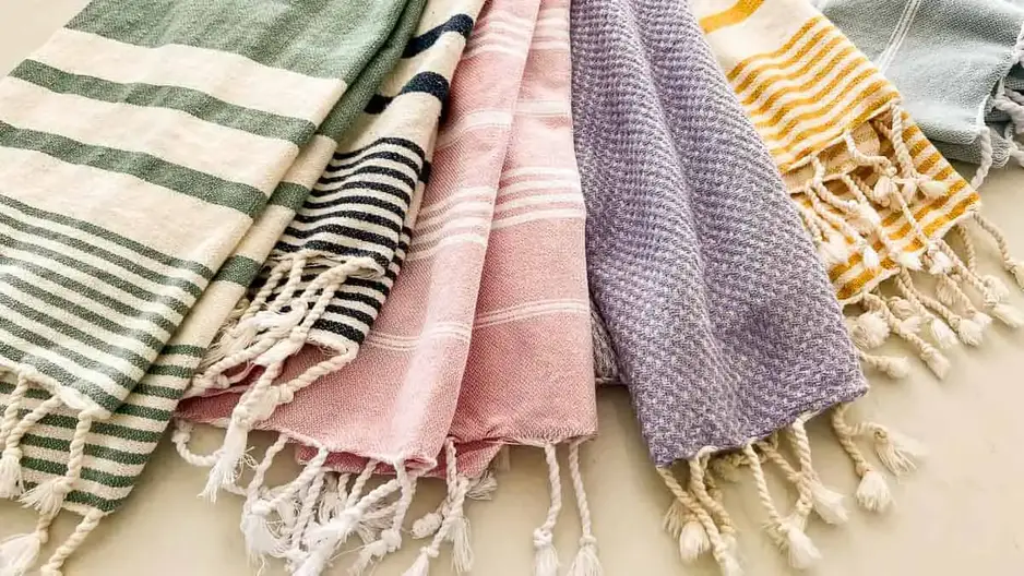 The Bali Market Turkish Towel Review - Honest Thoughts - List in