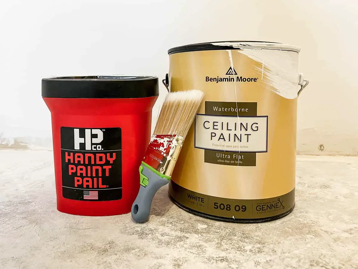 how to paint ceilings easily