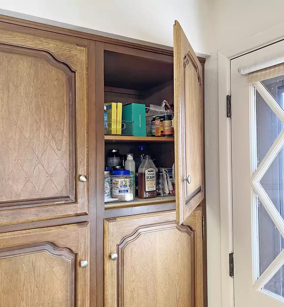 how to repair kitchen cabinets