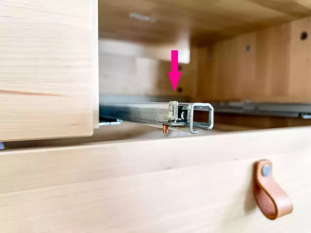 how to repair kitchen cabinets