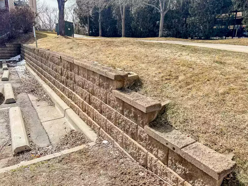 sloped yard retaining wall ideas