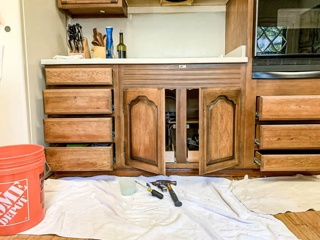 kitchen cabinet repairs